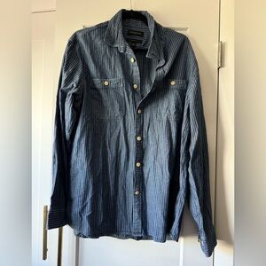 Banana Republic Blue Striped Button-Up Shirt